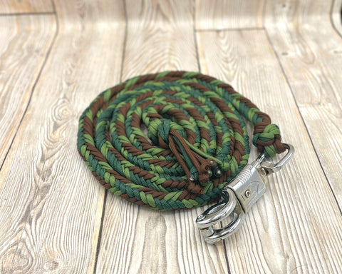 DIY lead rope with paracord panic hook