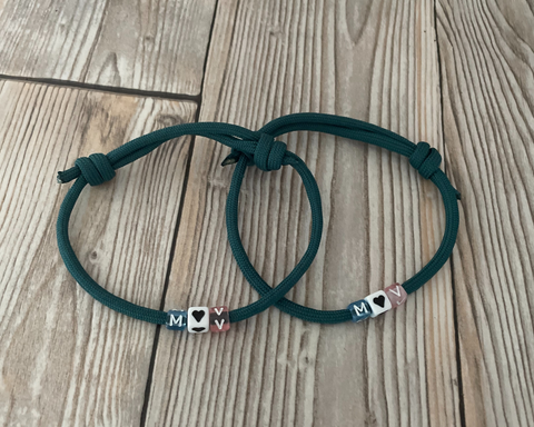 Paracord couple bracelet with initials | Plus | &gt;50 colors
